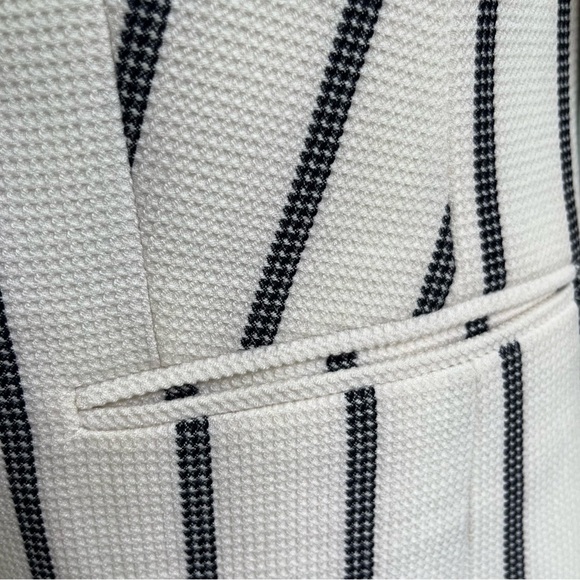 Talbots Pinstripe Nautical Coastal Blazer Size 10 Cream Navy - Picture 6 of 16